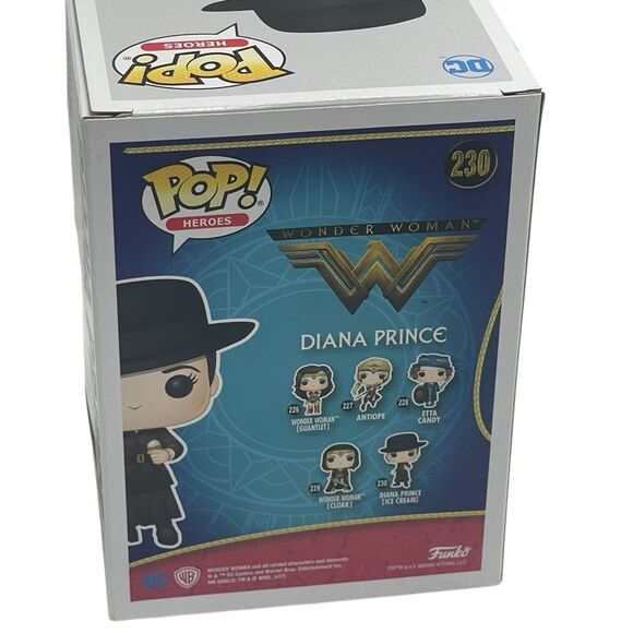 Funko Pop! Heroes Diana Prince Vinyl Figure  Hot Topic Exclusive New - Picture 2 of 10